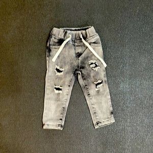 Olive & scout distressed black jeans - unisex 12-18 months excellent condition